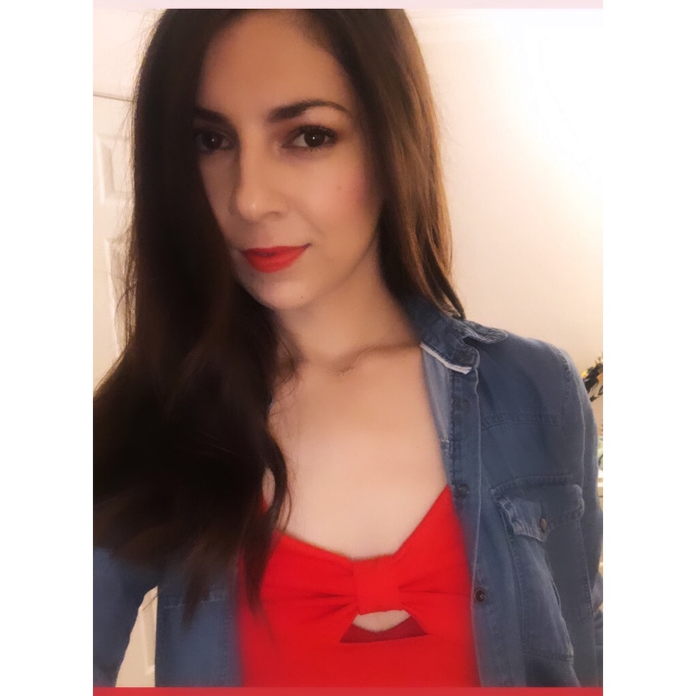 Meet your Posher, Paola